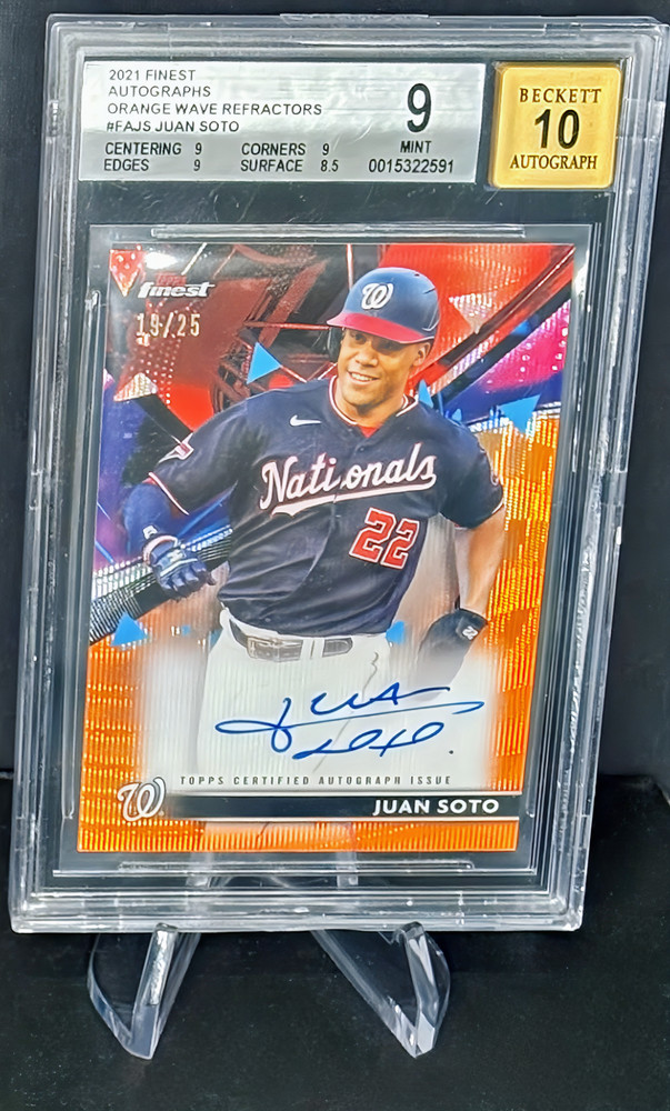 2021 Topps Finest Autograph Juan Soto Orange Wave Refractor /25 BGS 9 10 Auto 