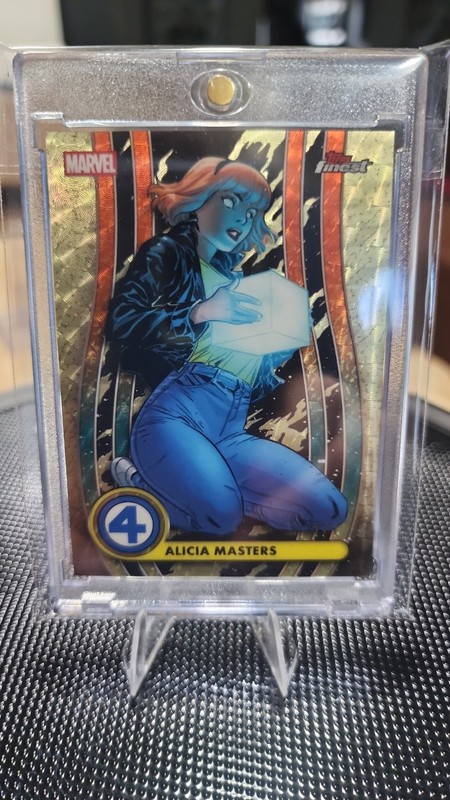 Topps Finest Fantastic Four Alicia Masters  Superfractor 1/1 Gold Vinyl - RARE view 2