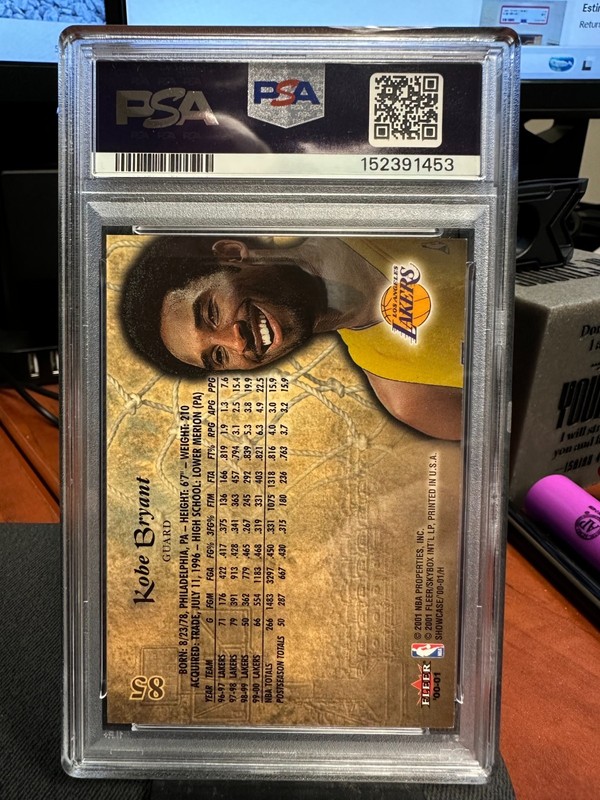 2000 Fleer Showcase Kobe Bryant #85 PSA 9 Mint Lakers Basketball view 2