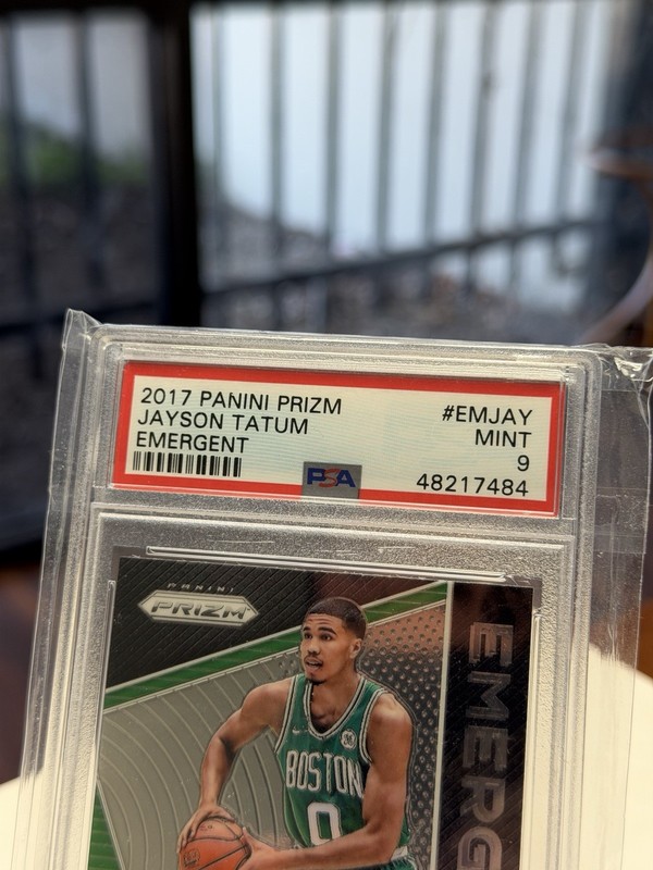 2017 Jayson Tatum ROOKIE Emergent PSA 9 #EMJAY Panini Prizm view 2