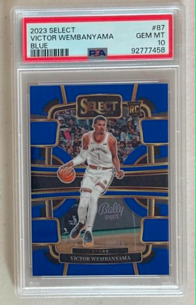 VICTOR WEMBANYAMA Panini Select 2023-24 Blue #87 RC PSA 10