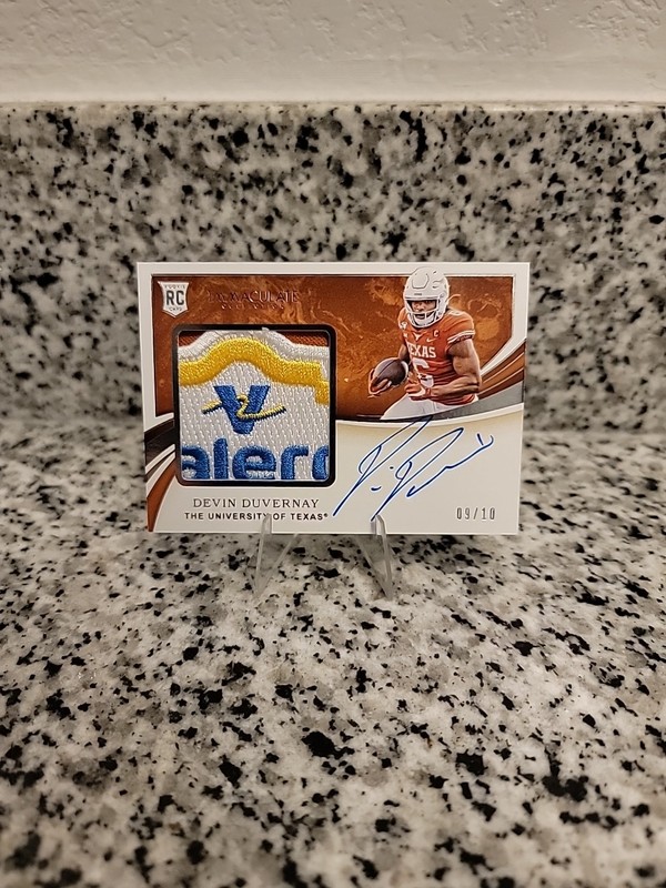 Devin Duvernay 2020 Panini Immaculate Collection RC Auto Patch SP /10 #117 view 2