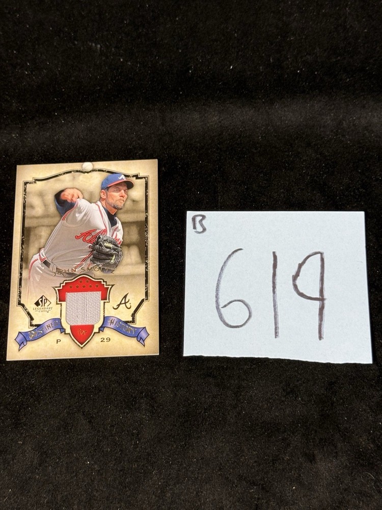 2005 SpLegendary Cuts John Smoltz Game Used Jersey B619