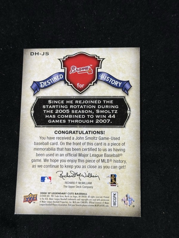 2005 SpLegendary Cuts John Smoltz Game Used Jersey B619 view 2