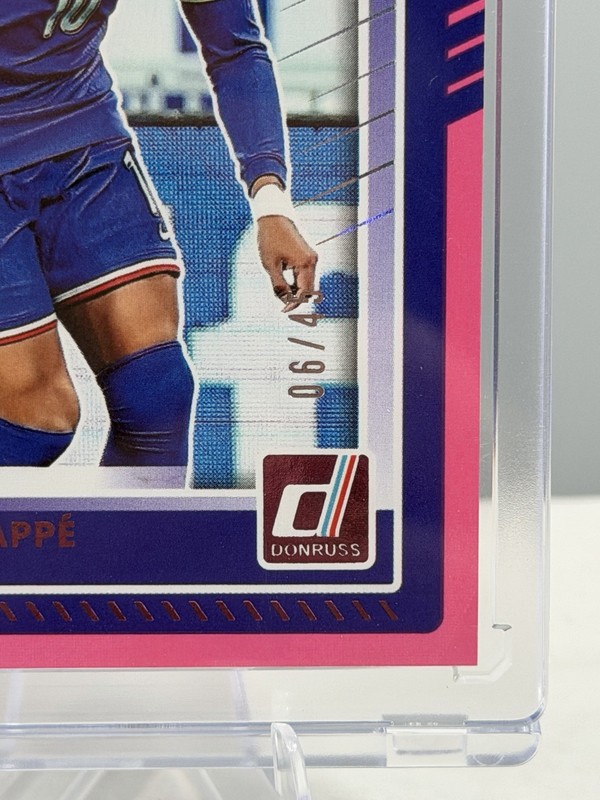 2025-26 Donruss Road To The World Cup Kylian Mbappe Pink Cubic /45 France view 2