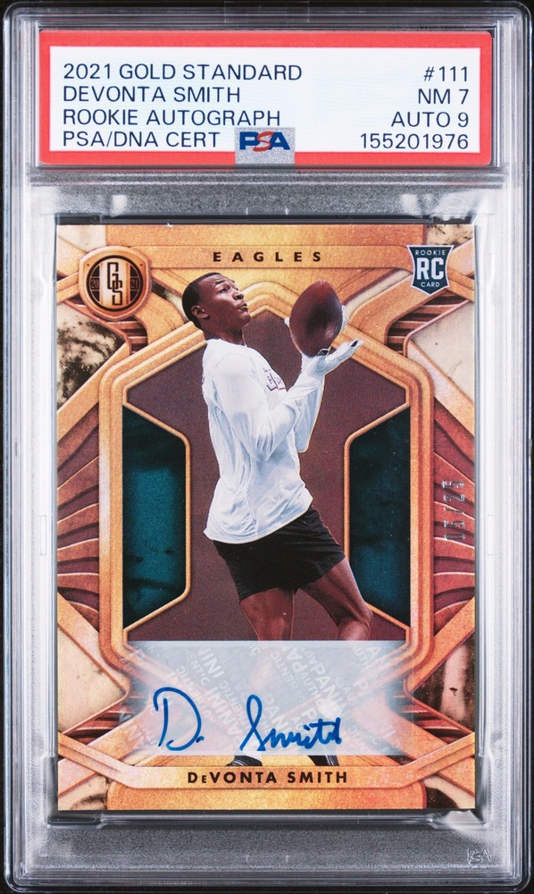 2021 PANINI GOLD STANDARD ROOKIE AUTO #111 DEVONTA SMITH 5/25 PSA 7 DNA AUTO 9