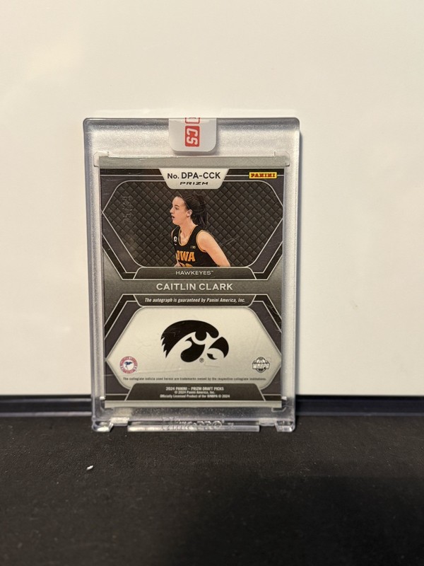 Caitlin Clark 2024 Panini Prizm Draft Picks Orange Pulsar Auto Rc #/49 PSA 9 MT view 2
