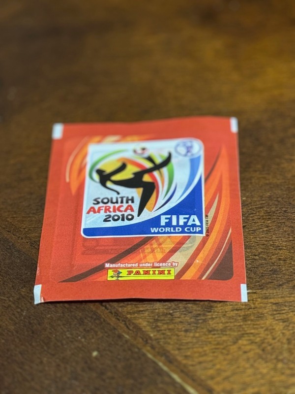 (1) Sealed Pack (5 Stickers) 2010 South Africa Panini World Cup Cristiano Messi view 2