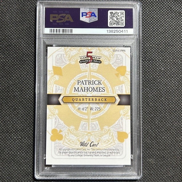 Patrick Mahomes 1/1 Gold Suits Jack 2024 5 Card Draw Wild Card PSA 10 Gem Mint view 2