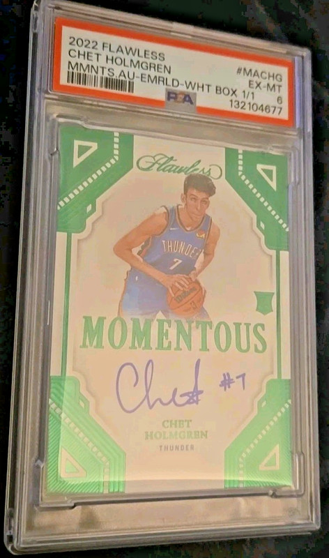 2022 Flawless Chet Holgren Momentous Auto Emerald 1/1 PSA 6 White Box view 2