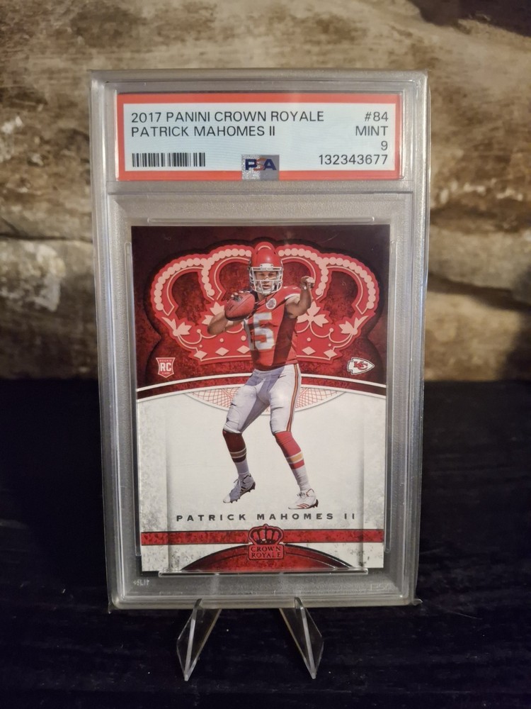 2017 PANINI CROWN ROYALE #84 PATRICK MAHOMES II ROOKIE RC PSA 9