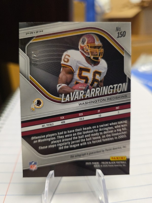 LaVar Arrington 2025 Prizm Black Prizm Auto GOLD Shimmer FOTL /10 #150 view 2
