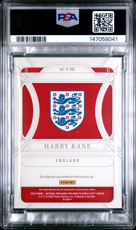 Harry Kane 2022 National Treasures RD Qatar Penmanship Sapphire Auto /25 PSA 8 view 2