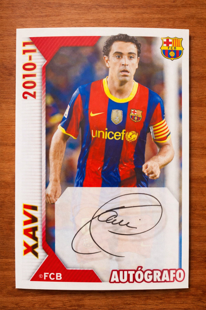 2010 2011 Panini FC Barcelona Xavi Auto Autografo #89 Mint