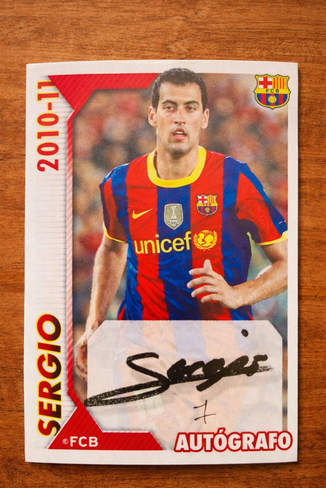 2010 2011 Panini FC Barcelona Sergio Busquets Auto Autografo #71 Mint
