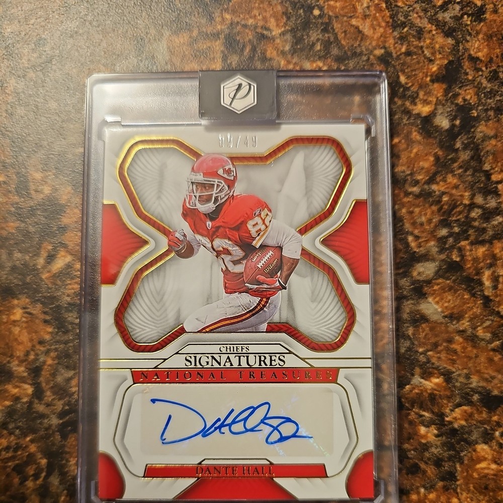 2022 National Treasures DANTE HALL Signatures Auto /49