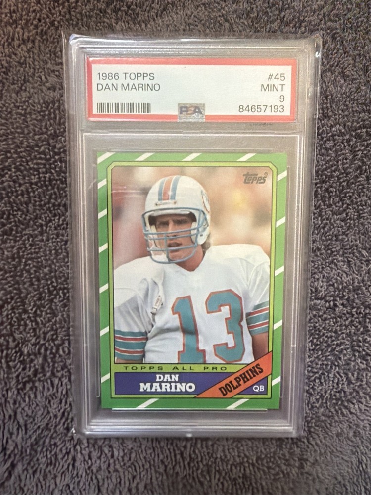 1986 TOPPS #45 DAN MARINO PSA 9