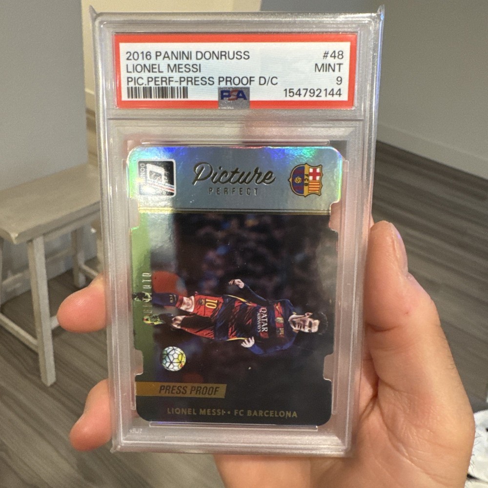 Lionel Messi #48 Panini Donruss /149 Picture Perfect Press Proof 2016 PSA 9