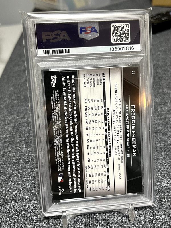 /150 PSA 10 !! 2025 Topps Chrome Black Freddie Freeman Blue Lava Dodgers view 2