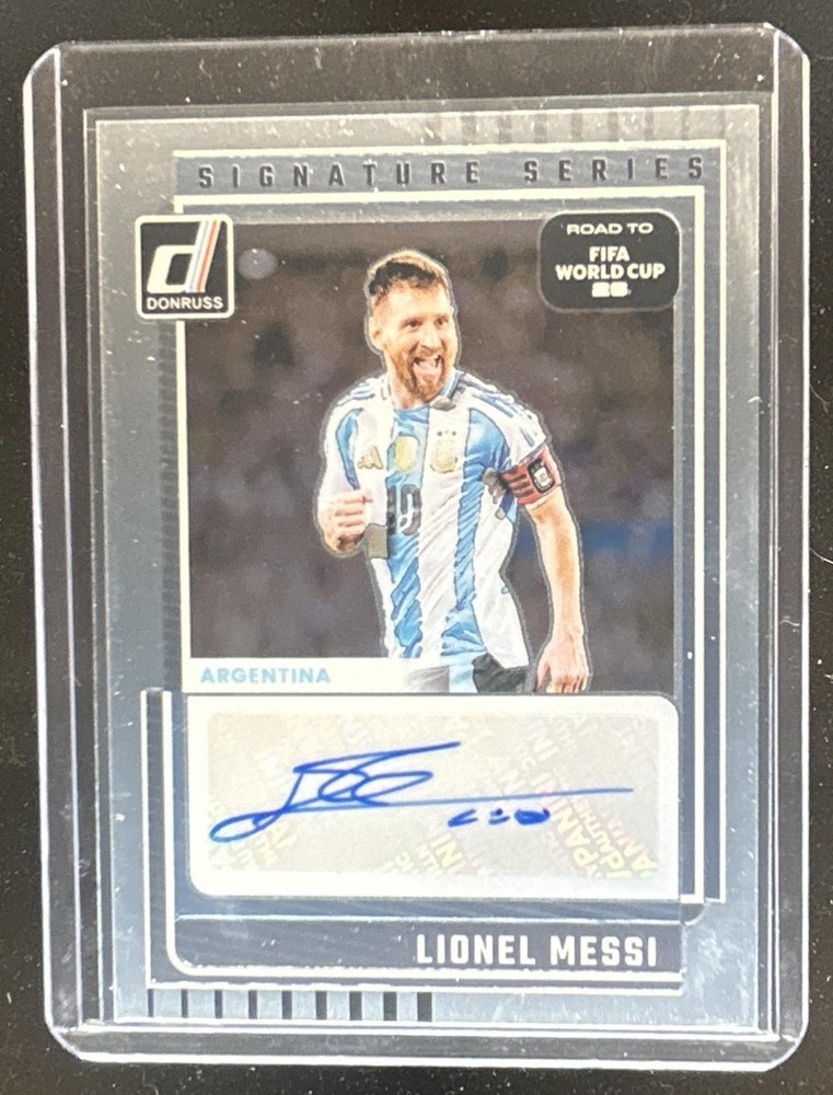 2025-26 Donruss Road to FIFA World Cup 26' Lionel Messi Signature Series Auto #1