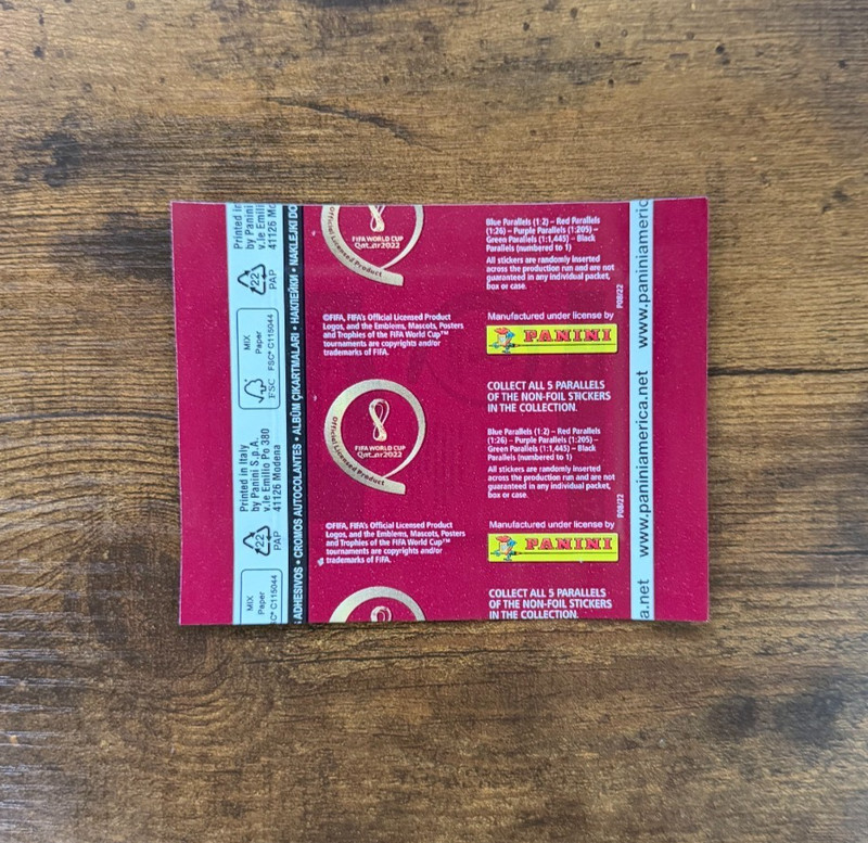 (1) Sealed Pack (5 Stickers) 2022 Qatar Panini World Cup Messi Cristiano Mbappe view 2