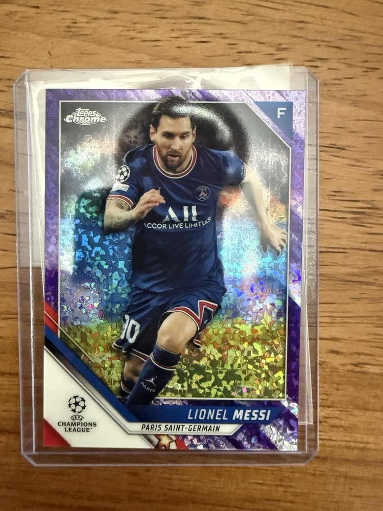 2022 Topps Chrome Lionel Messi Purple 137/250 #100 YS90