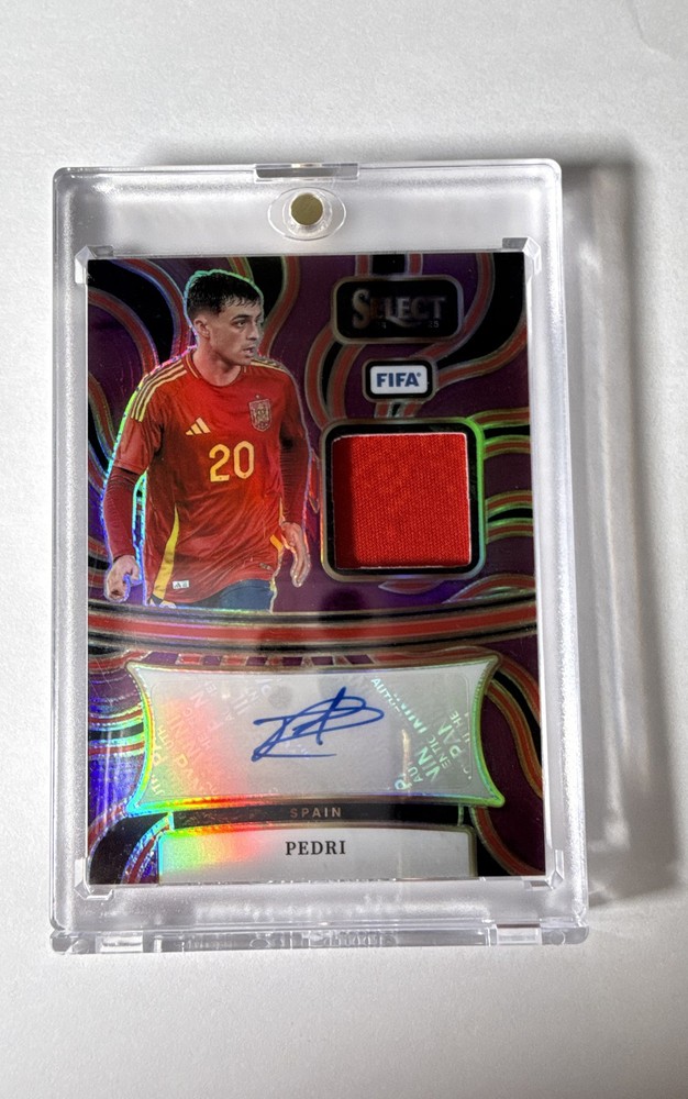 2024-25 Panini Select Fifa - Auto Memorabilia Pedri #AM-P Purple Prizm /49
