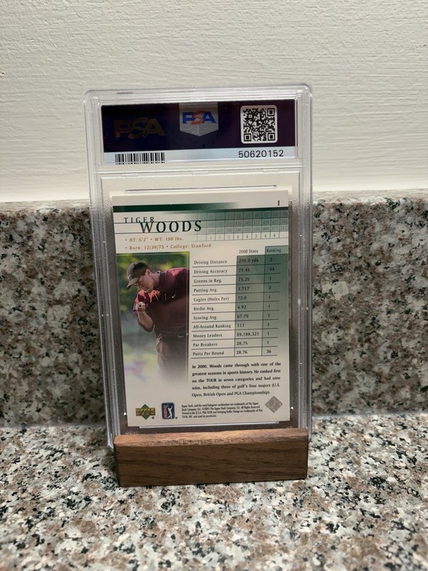 2001 Upper Deck Golf Tiger Woods #1 (RC) PSA 10 view 2