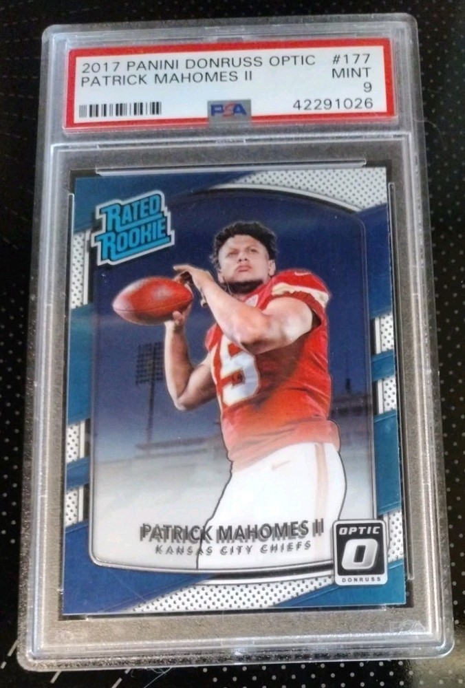 2017 Donruss Optic Football Patrick Mahomes RC Card #177 PSA Mint 9