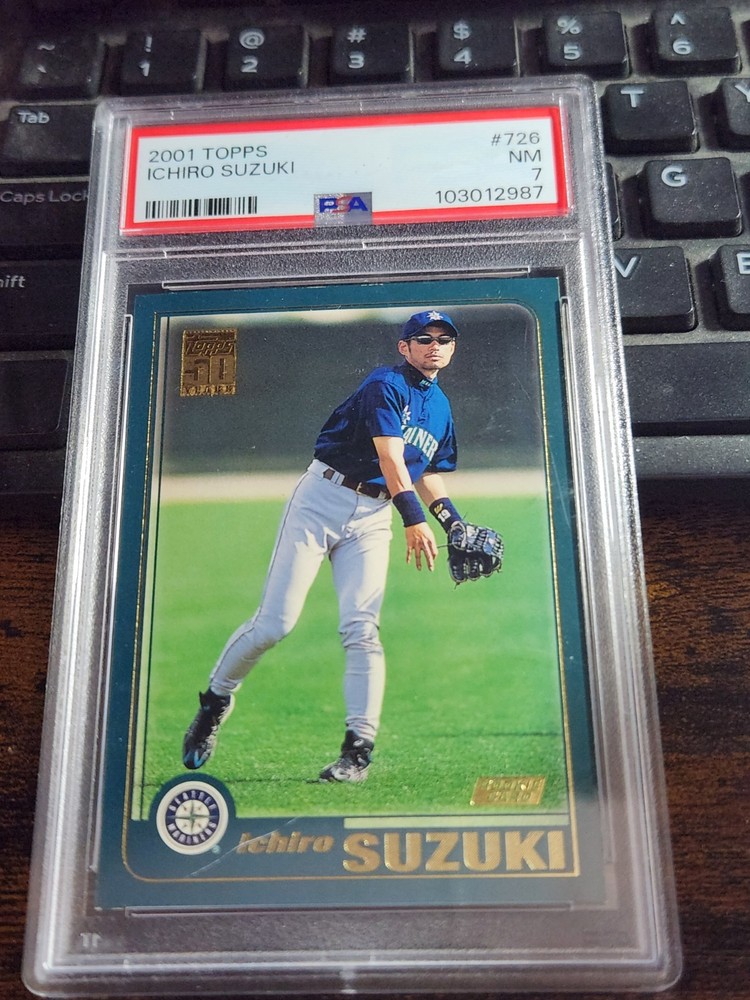 2001 Topps 726 Ichiro Suzuki RC.  PSA 7 NM. 