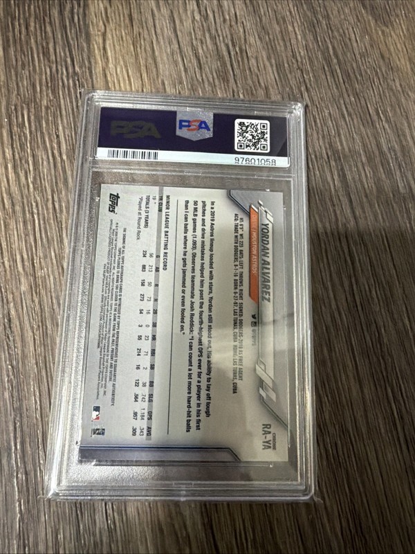 2020 TOPPS CHROME ROOKIE AUTO #RAYA YORDAN ALVAREZ ROOKIE RC PSA 8 AUTO view 2