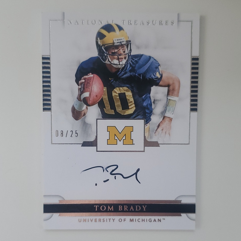 2017 Panini National Treasures Tom Brady Team Logos Auto /25 Michigan view 2