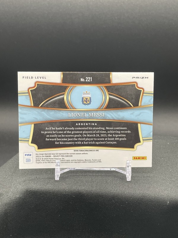 2023-24 Select FIFA Soccer - Lionel Messi - Field Level - Purple Mojo Prizm view 2