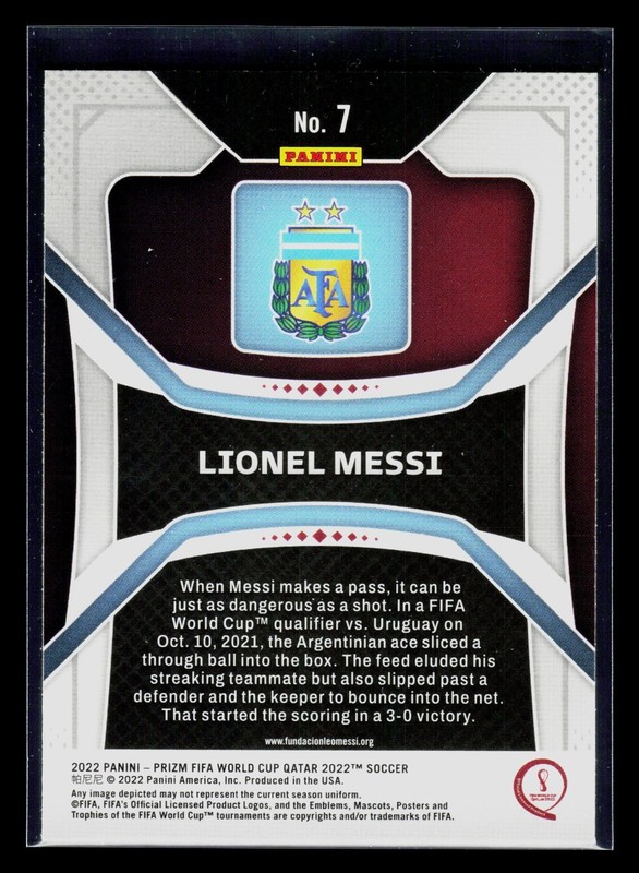 2022 Panini Prizm FIFA World Cup Qatar Soccer Lionel Messi Argentina #7 view 2