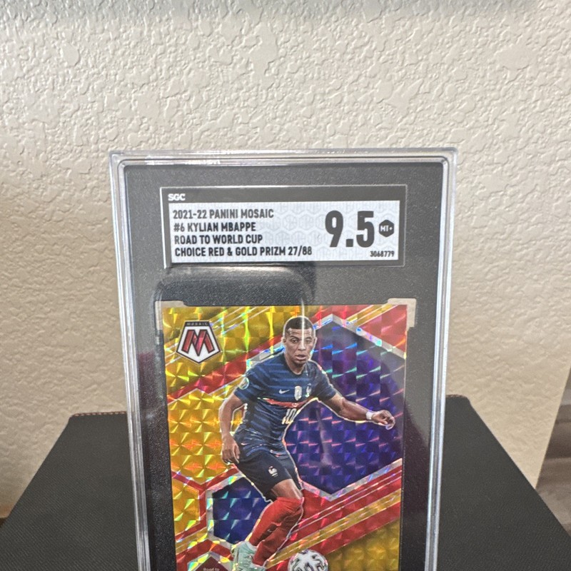 Panini Mosaic FIFA Road to World Cup 2021-22 Mbappé #6 Red/Gold /88 SGC 9.5 view 2