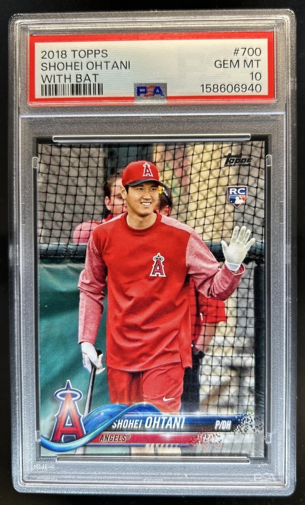 2018 Topps Shohei Ohtani With Bat #700 Image Variation SP Rookie RC PSA 10