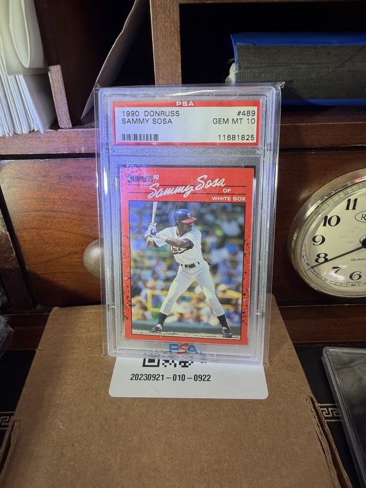 1990 Donruss Sammy Sosa #489 (RC) PSA 10