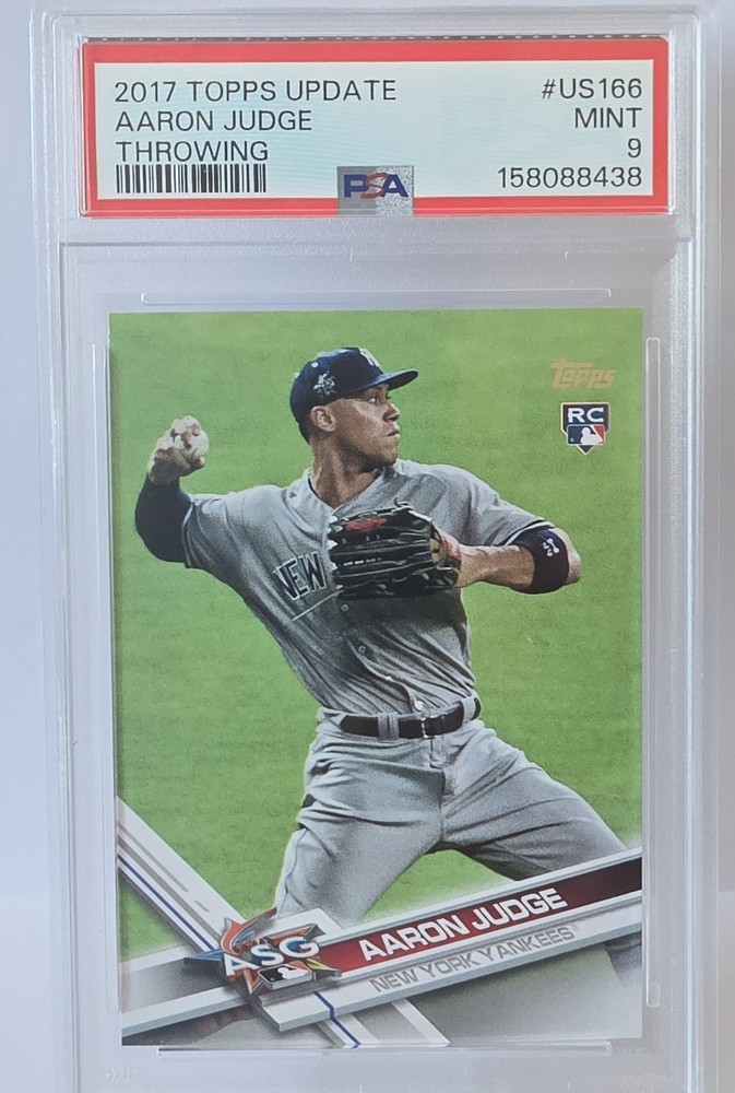 2017 Topps Update Series - Aaron Judge #US166 Throwing (RC)
