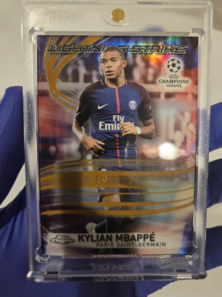2017 Topps Chrome UEFA Kylian Mbappe RC Lightning Strike Gold Refractor /50