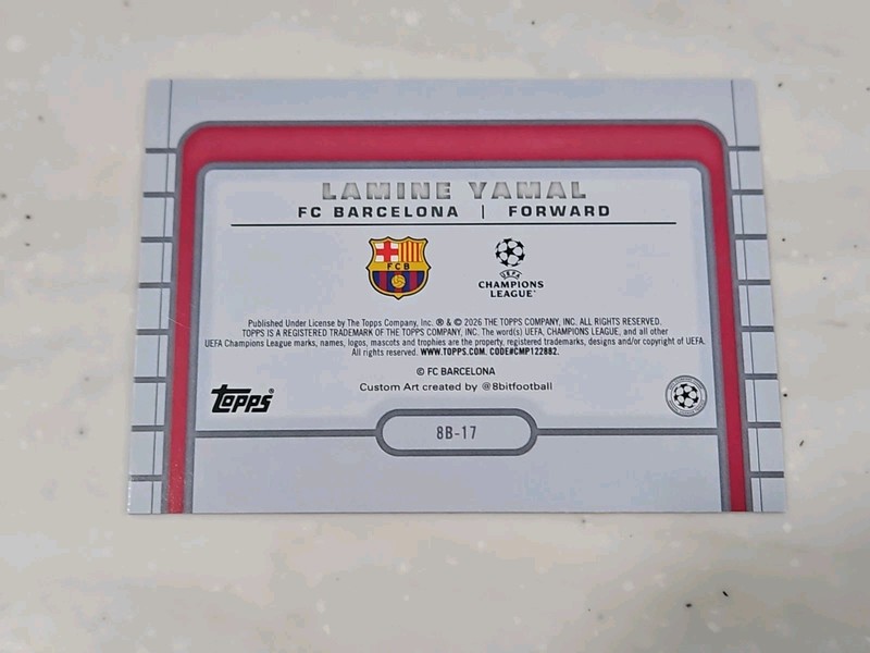 2025-26 Topps UEFA Club Competitions, Lamine Yamal 8B-17 8 Bit Shots, Barcelona view 2
