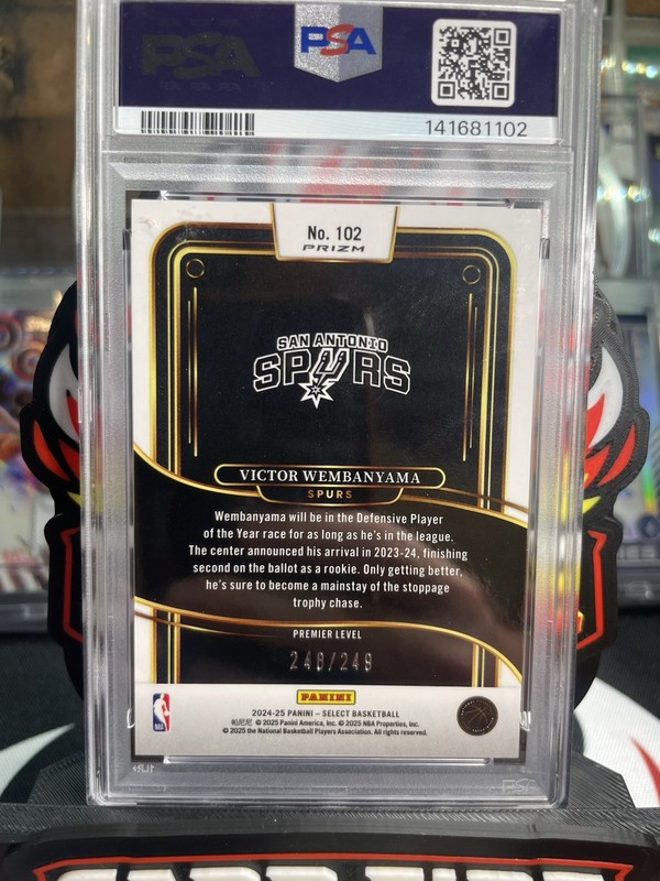 2024 Panini Select - Premier Level Victor Wembanyama Red Scope Prizm /249 PSA 9 view 2