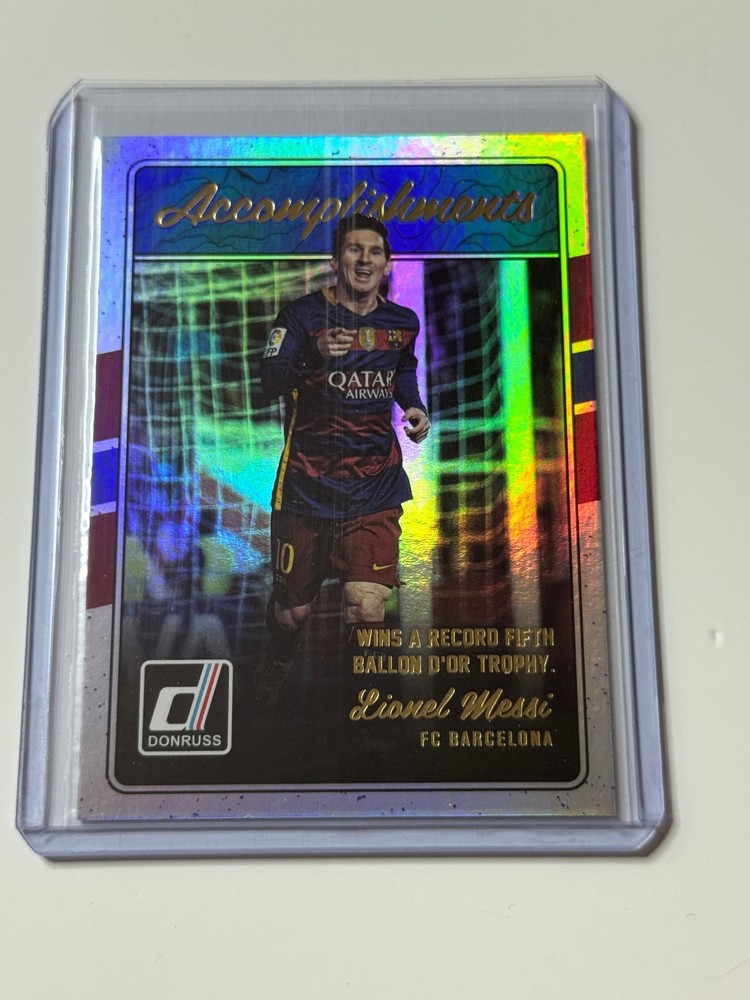 2016-17 Donruss Soccer Accomplishments Holographic #4 Lionel Messi