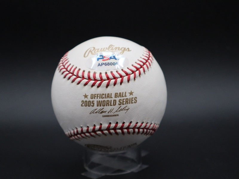 Damaso Marte (WS 05) Signed 05 WS Baseball Autograph Auto PSA/DNA AP68006 view 2