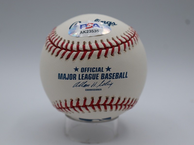 Mike Hargrove Signed Baseball Autograph Auto PSA/DNA AK23535 view 2