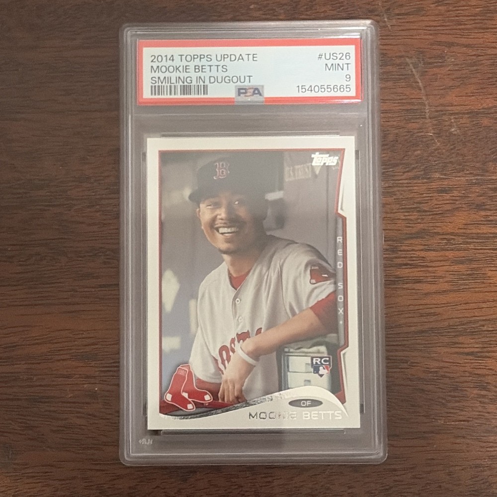 2014 TOPPS UPDATE SMILING IN DUGOUT #US26 MOOKIE BETTS ROOKIE RC PSA 9