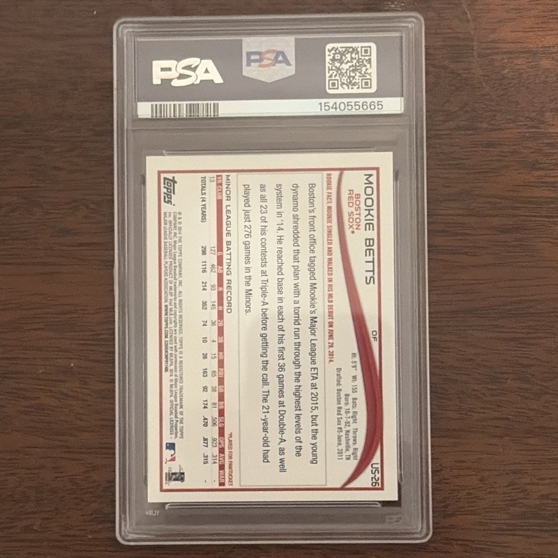 2014 TOPPS UPDATE SMILING IN DUGOUT #US26 MOOKIE BETTS ROOKIE RC PSA 9 view 2