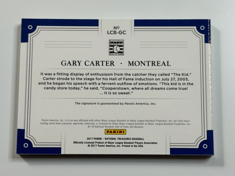2017 Panini National Treasures Legends Cuts Auto #LCB-GC Gary Carter 28/99 view 2