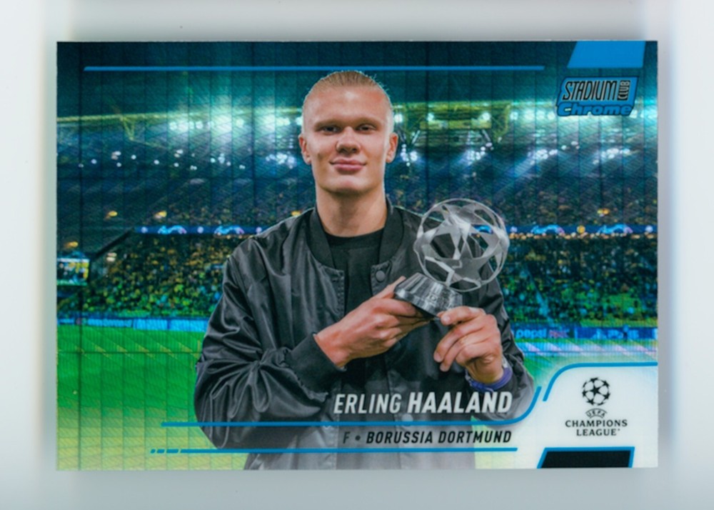 2021-22 Erling Haaland Topps Stadium Club Chrome Blue Prism Refractor Card SP