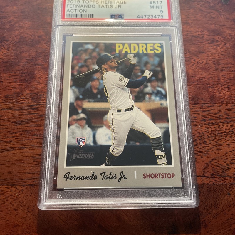 2019 TOPPS HERITAGE FERNANDO TATIS JR ACTION IMAGE VARIATION RC ROOKIE PSA 9 view 2