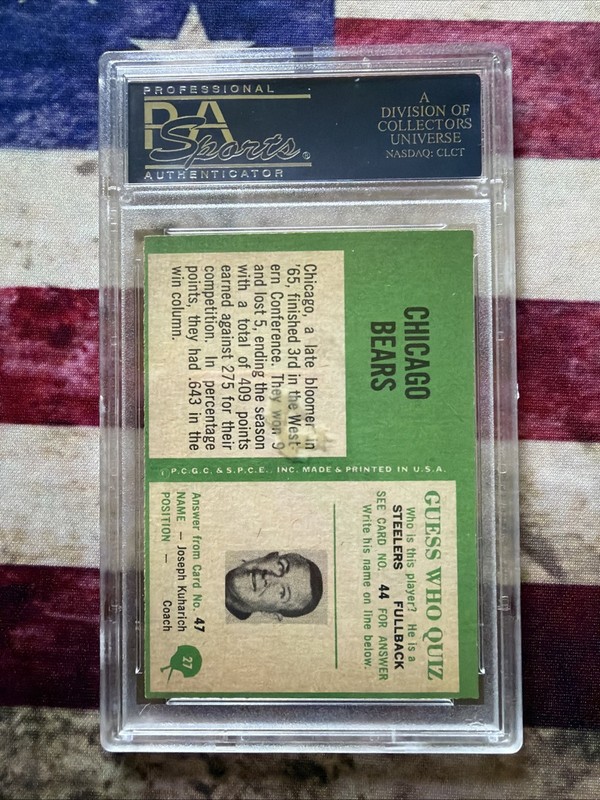 1966 Philadelphia Football #27 Chicago Bears Team Card PSA 8 Ditka Sayers view 2